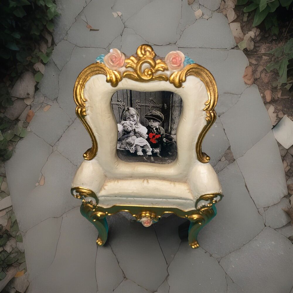 Vintage Resin Victorian Chair w/ Picture Frame
